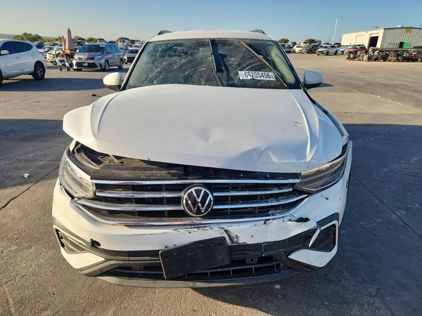2022 VOLKSWAGEN TIGUAN
