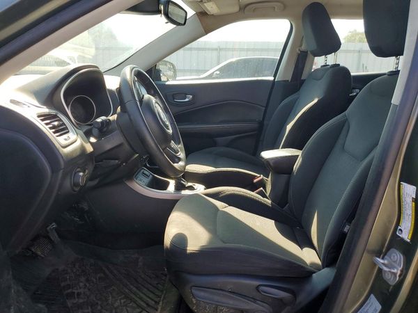 2018 JEEP COMPASS Sport — DENT