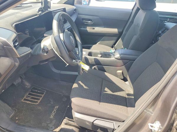 2025 NISSAN KICKS S