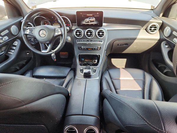 2017 MERCEDES-BENZ GLC
