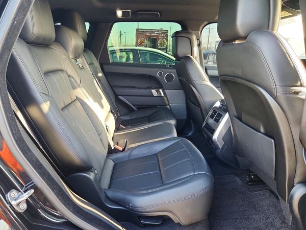 2019 LAND ROVER RANGE ROVER SPORT SE
