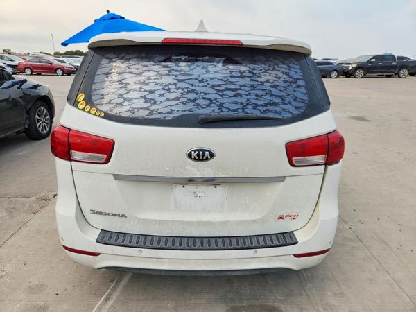 2015 KIA SEDONA