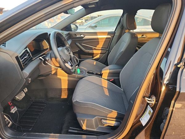 2025 VOLKSWAGEN JETTA
