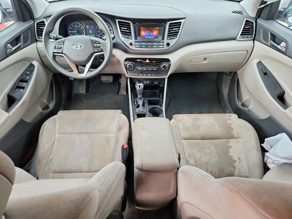 2016 HYUNDAI TUCSON