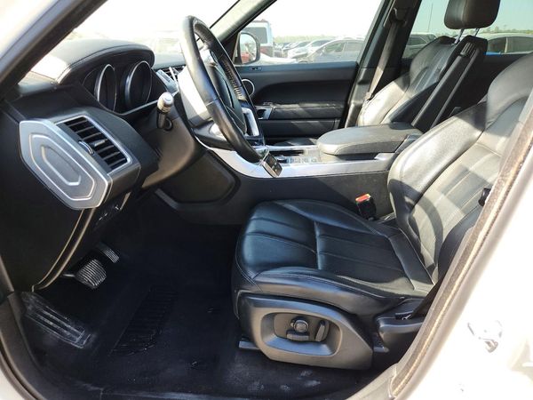 2016 LAND ROVER RANGEROVER SE