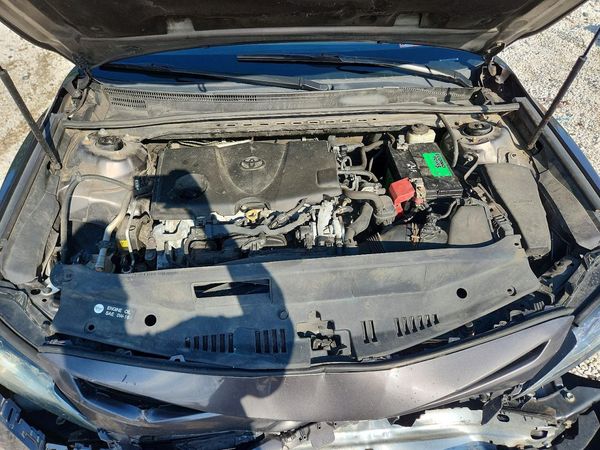 2019 TOYOTA CAMRY
