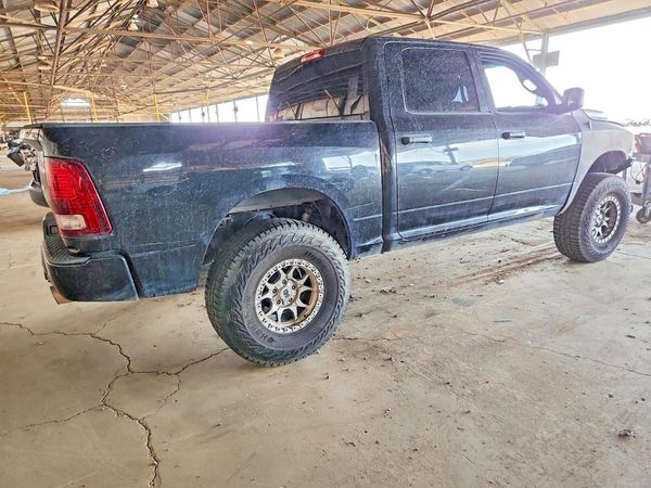 2015 RAM 1500 ST