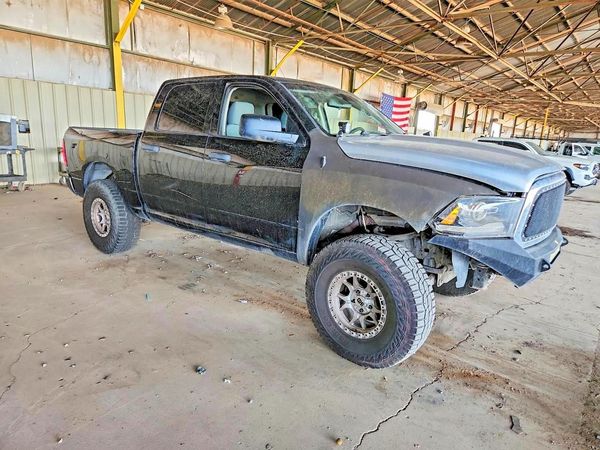 2015 RAM 1500 ST