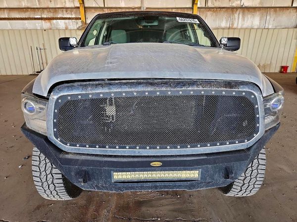 2015 RAM 1500 ST