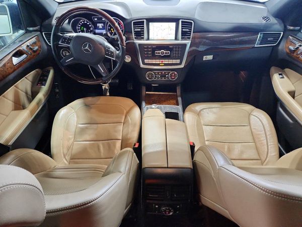 2014 MERCEDES-BENZ GL GL 550 4MATIC