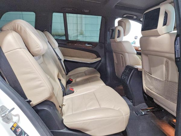 2014 MERCEDES-BENZ GL GL 550 4MATIC