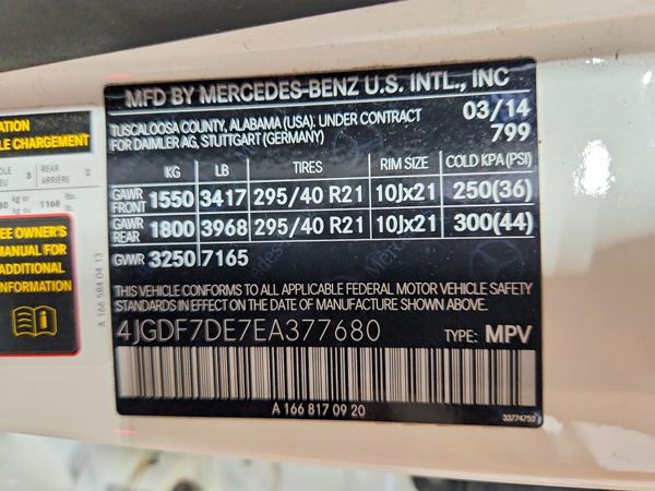2014 MERCEDES-BENZ GL GL 550 4MATIC