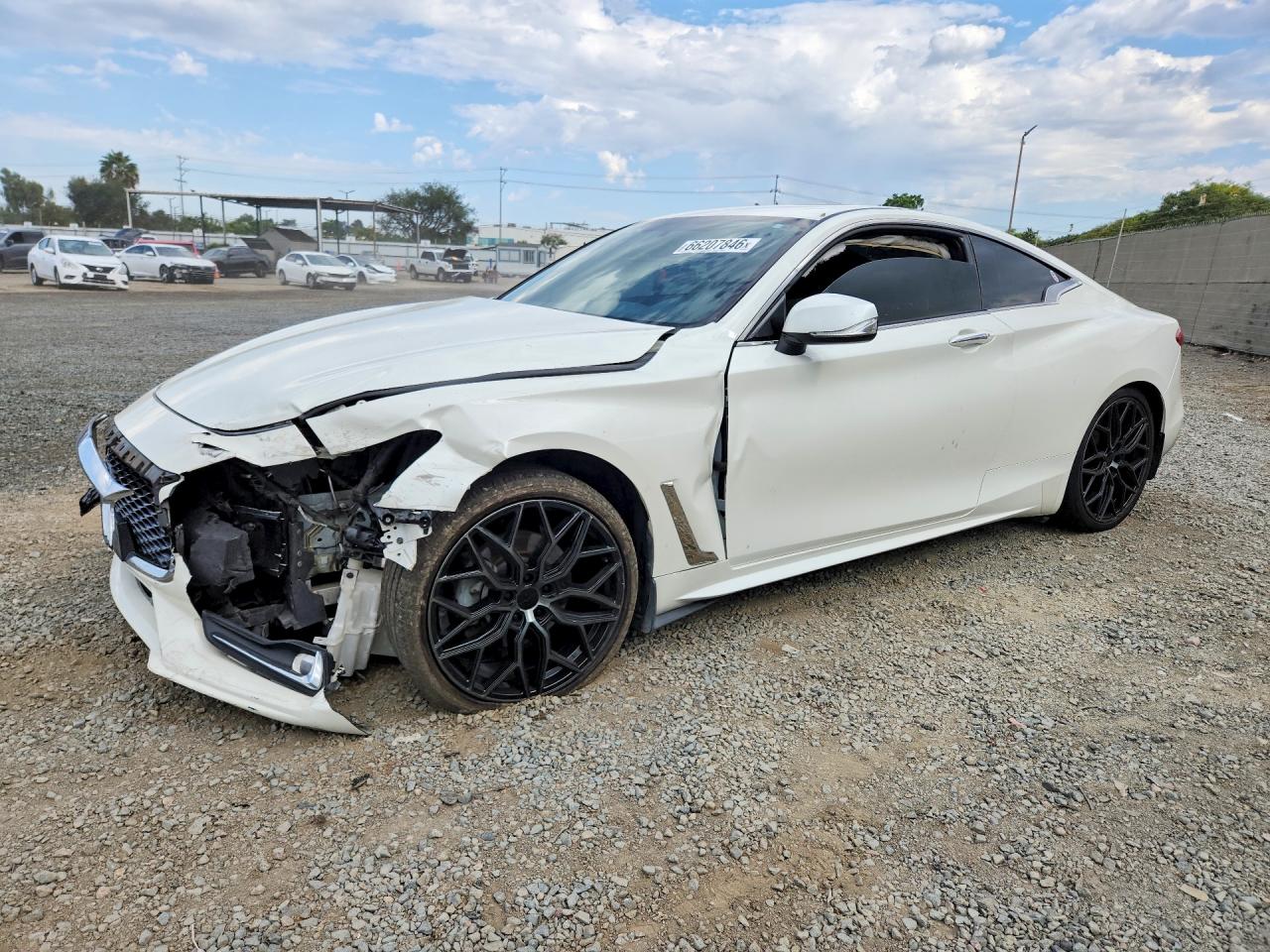 2017 INFINITI Q60