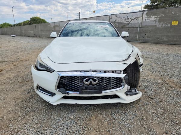 2017 INFINITI Q60