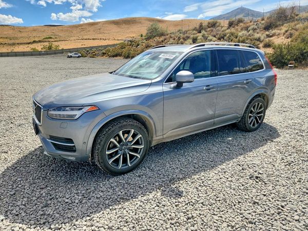 2017 VOLVO XC90