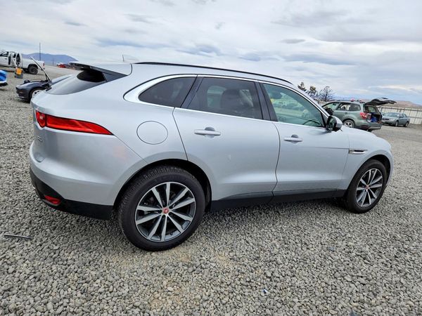 2019 JAGUAR F-PACE Prestige