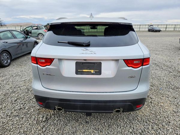 2019 JAGUAR F-PACE Prestige