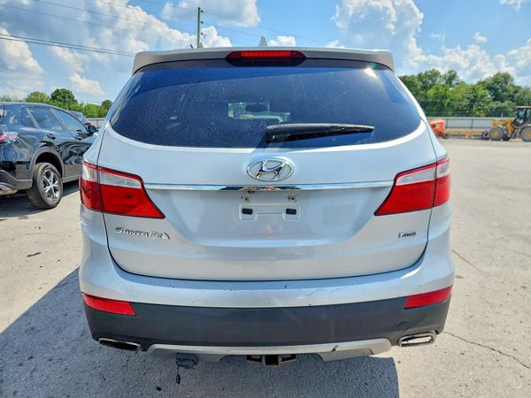 2016 HYUNDAI SANTA FE