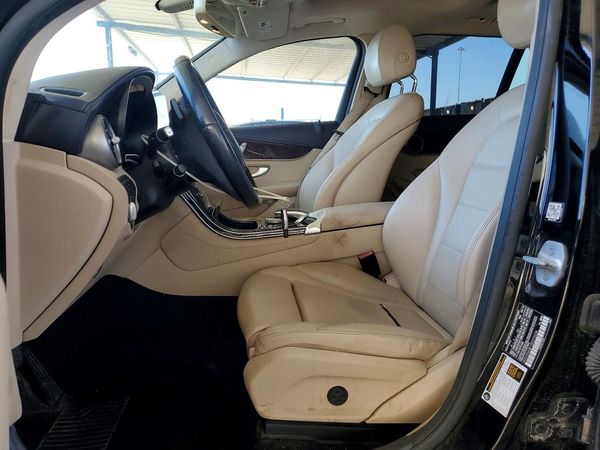 2016 MERCEDES-BENZ GLC GLC300