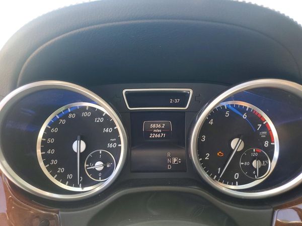 2014 MERCEDES-BENZ ML ML550 4-MATIC