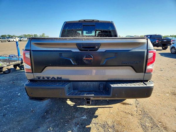 2021 NISSAN TITAN Crew Cab — DIRR