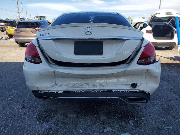 2016 MERCEDES-BENZ C C300