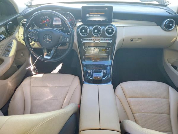 2016 MERCEDES-BENZ C C300