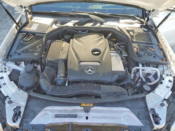 2016 MERCEDES-BENZ C C300