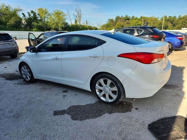 2012 HYUNDAI ELANTRA