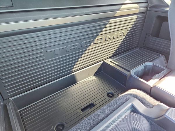2025 TOYOTA TACOMA