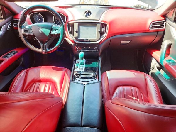2016 MASERATI GHIBLI