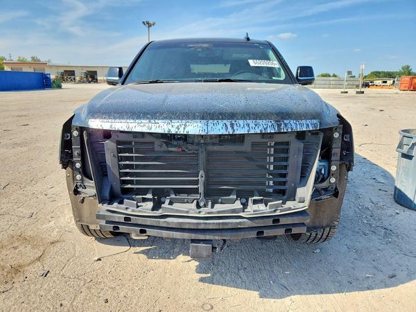 2016 CADILLAC ESCALADE Premium