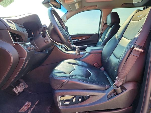 2016 CADILLAC ESCALADE Premium