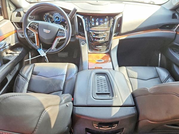 2016 CADILLAC ESCALADE Premium