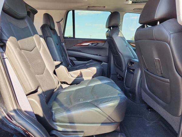 2016 CADILLAC ESCALADE Premium