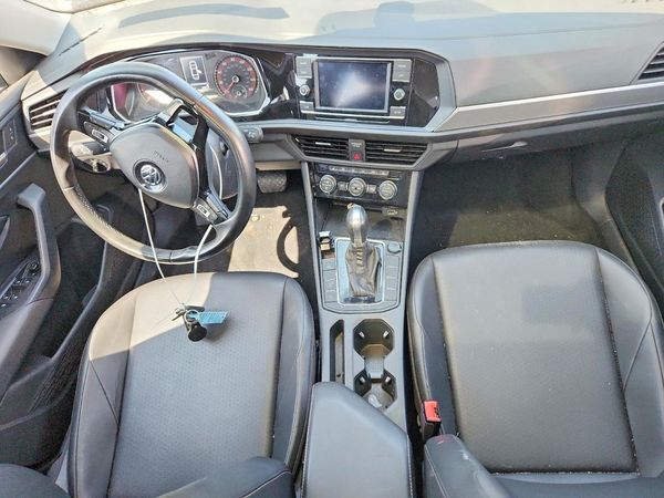 2019 VOLKSWAGEN JETTA