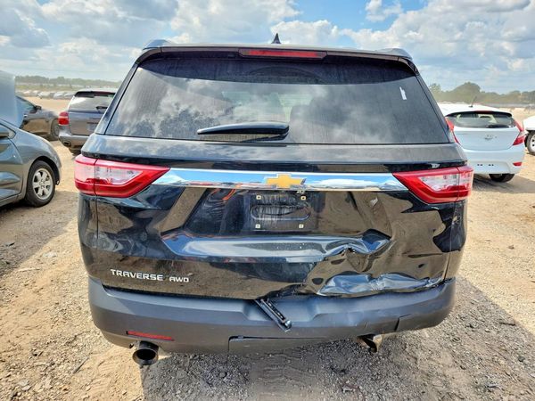 2018 CHEVROLET TRAVERSE LS