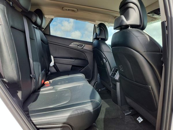 2025 KIA SPORTAGE