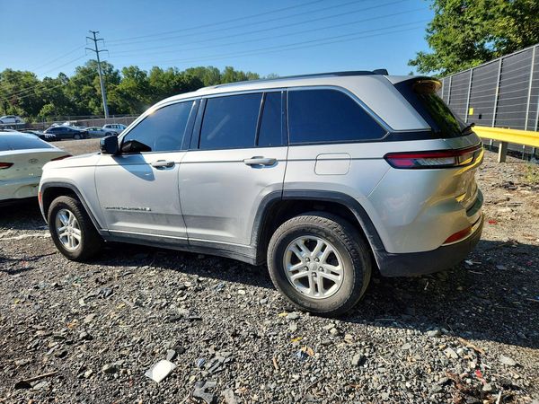 2023 JEEP GRAND CHEROKEE Laredo, Altitude