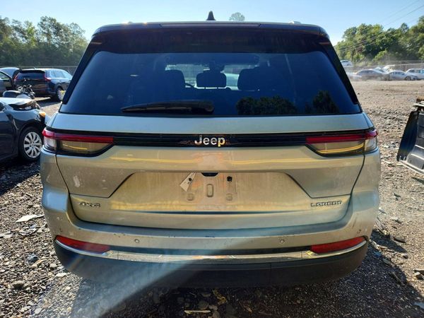 2023 JEEP GRAND CHEROKEE Laredo, Altitude