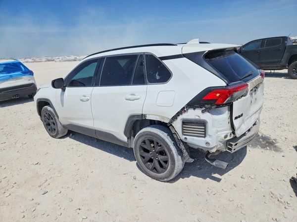 2022 TOYOTA RAV4 LE