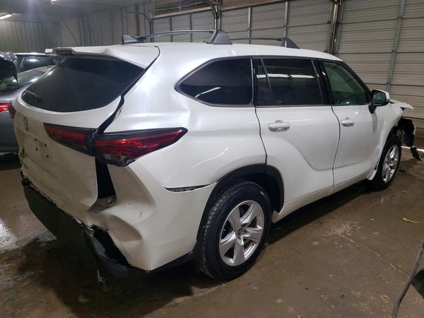 2022 TOYOTA HIGHLANDER