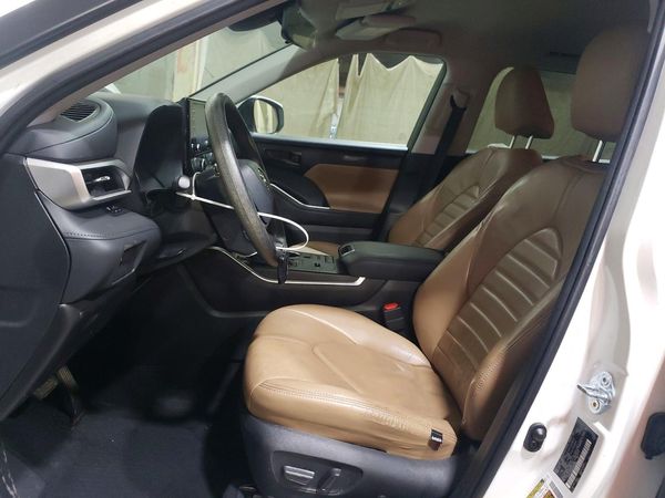2022 TOYOTA HIGHLANDER