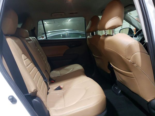 2022 TOYOTA HIGHLANDER