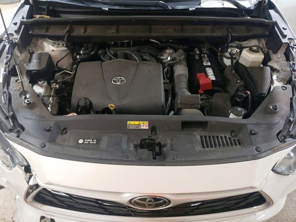 2022 TOYOTA HIGHLANDER