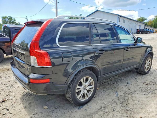 2013 VOLVO XC90