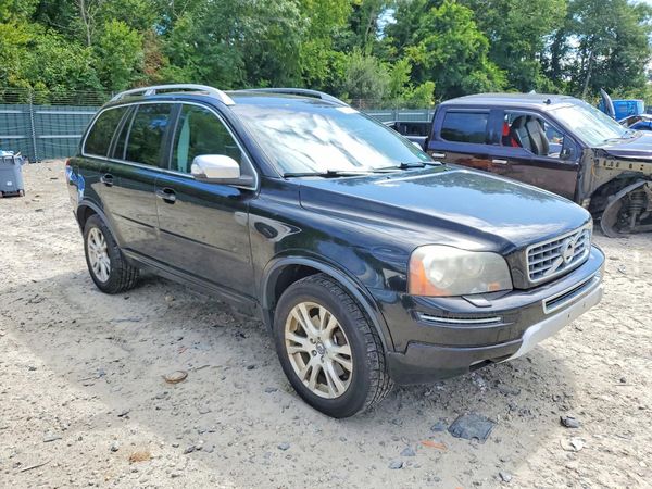 2013 VOLVO XC90