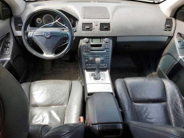2013 VOLVO XC90