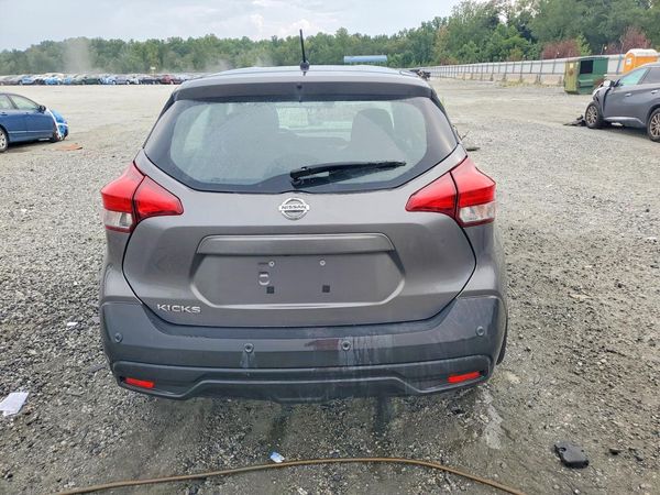 2020 NISSAN KICKS