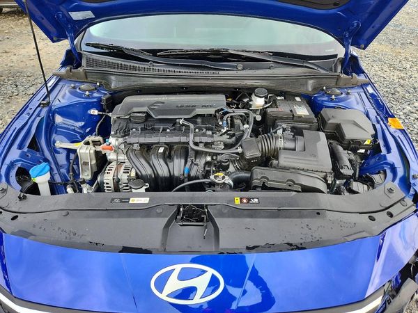 2024 HYUNDAI ELANTRA